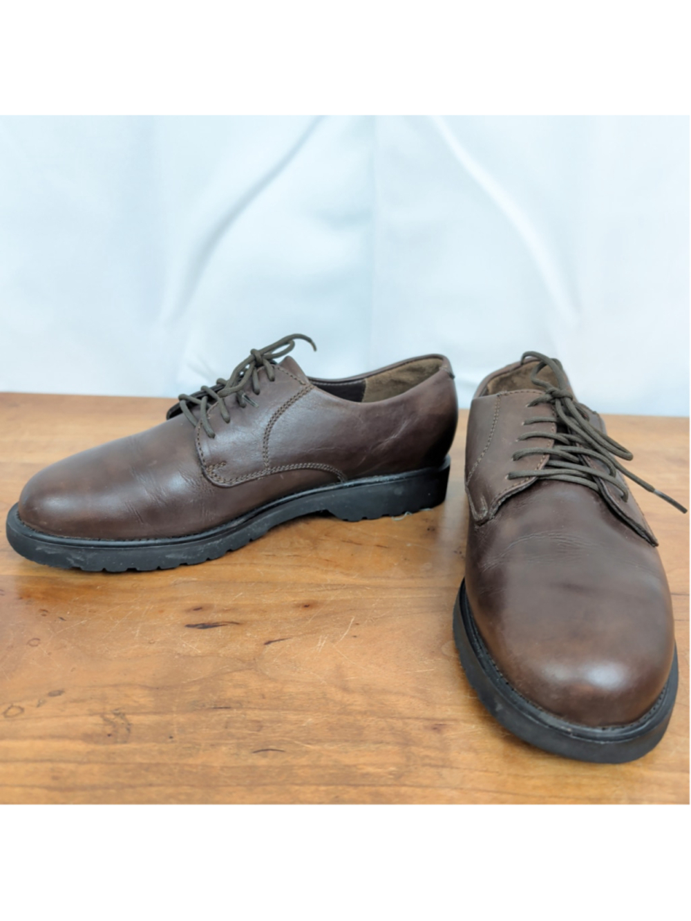 LL Bean Ladies' Brown Leather Lug Sole Derby Shoes 8.5M